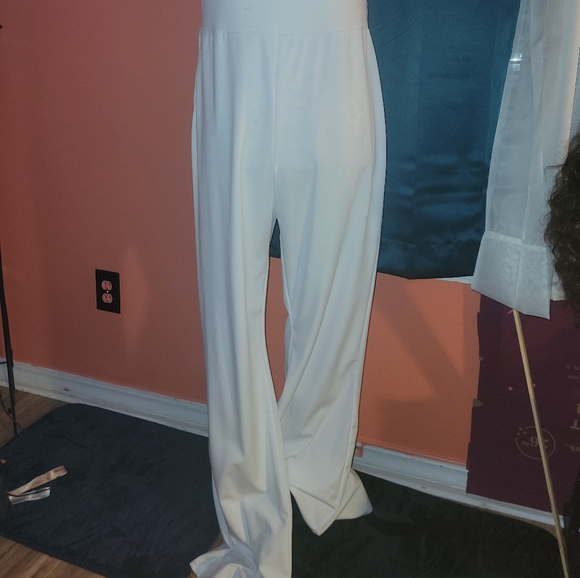 Jumpsuit - Picture 6 of 7